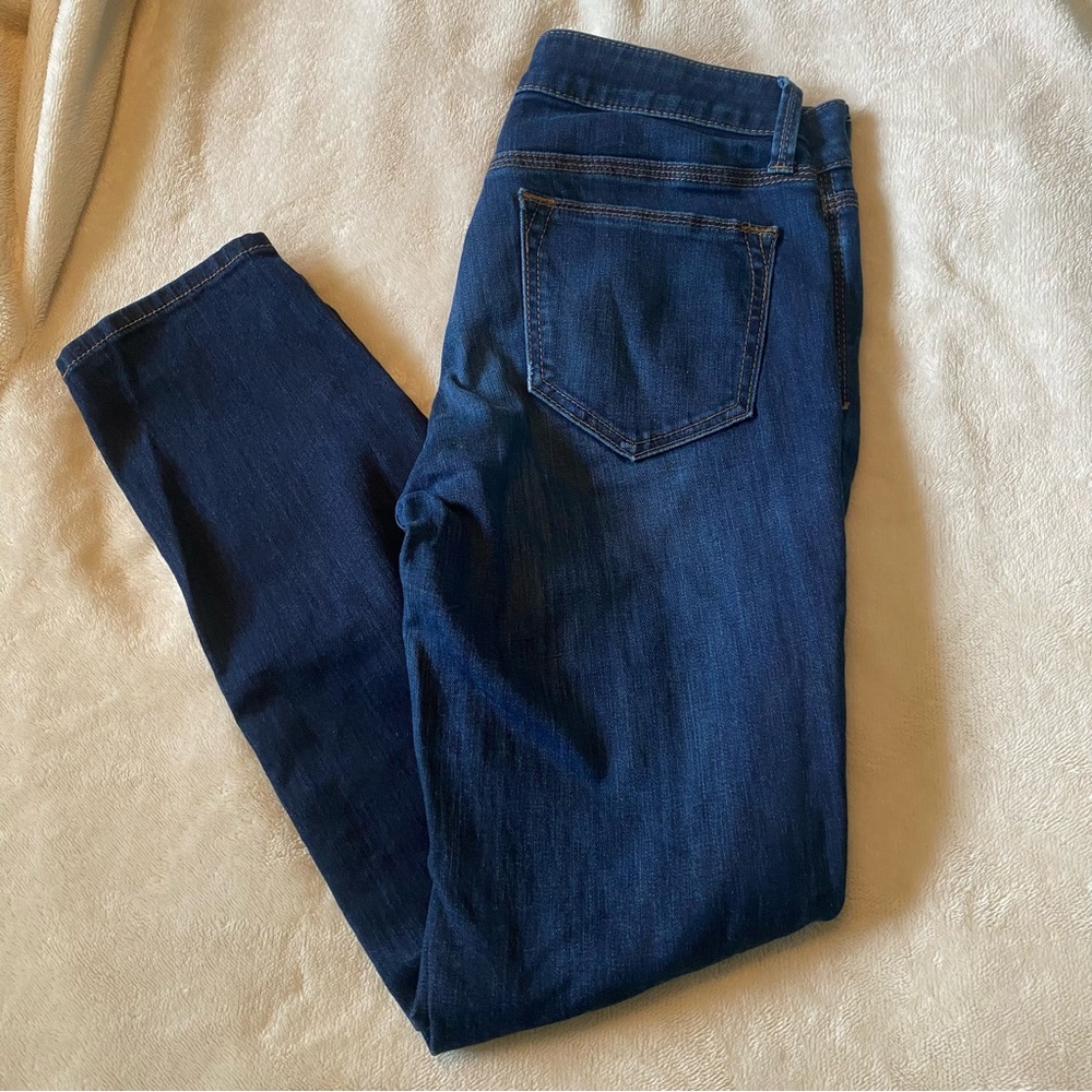 Dark Wash skinny jeans l 27/4